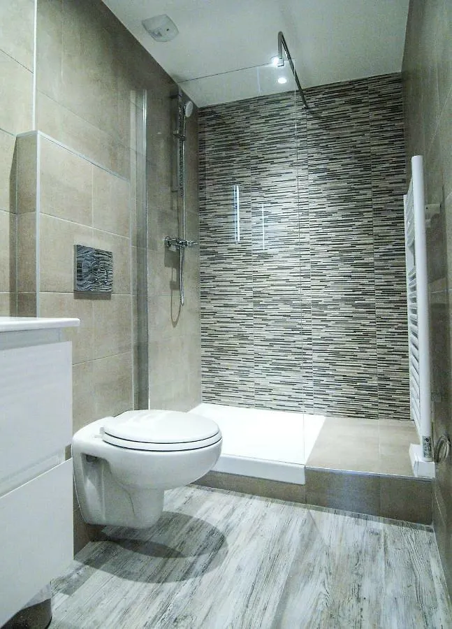 Villa St Ange Жемено Апартаменты